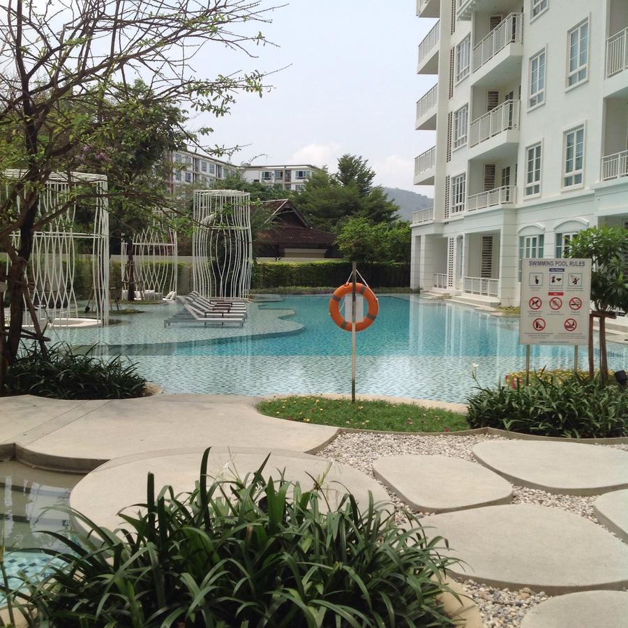 Summer Hua Hin By Patsara Buitenkant foto